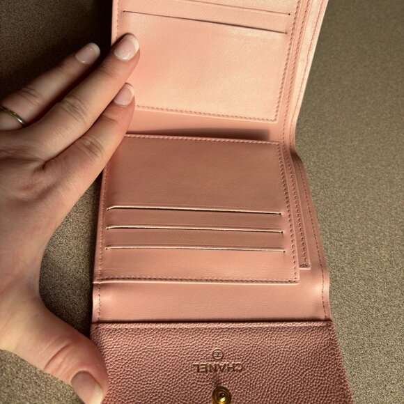 LAST CHANCE ‼️Chanel Caviar Quilted Boy Compact Wallet Pink - Picture 12 of 16